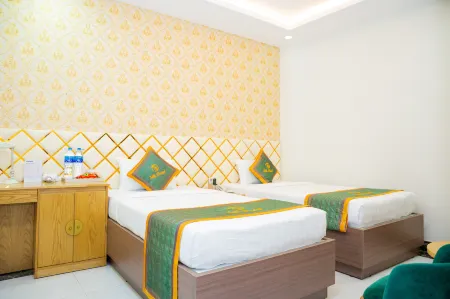 Silk Hotel near Tan Son Nhat Airport
