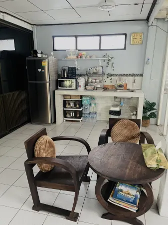 Grandma’s house Ayutthaya Отели рядом с достопримечательностью «Wat Tha Ka Rong»