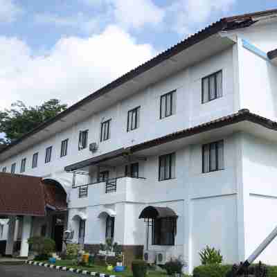 Hotel Bukit Serelo Hotel Exterior