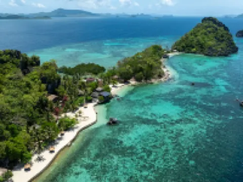 Exclusive & Private Island Resort: Floral Island โรงแรมในTaytay