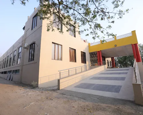 VL Patil Stays and Banquets Hotels in Gulbarga