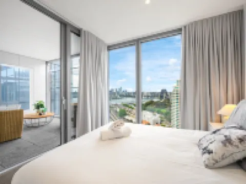 Seaside CBD/Luxury 3 bedrooms/6 people/2 parking spaces/Unbeatable view/Convenient transportation Hotels in Barangaroo