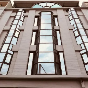Yoshi Hotel - Tainan Sinmei Branch Отели рядом с достопримечательностью «Форт Аньпин»