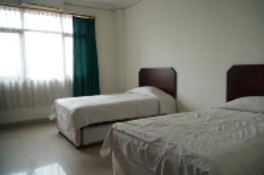 Asrama Haji Swarna Dwipa Sumatera Selatan Hoteles en Kebun Bunga