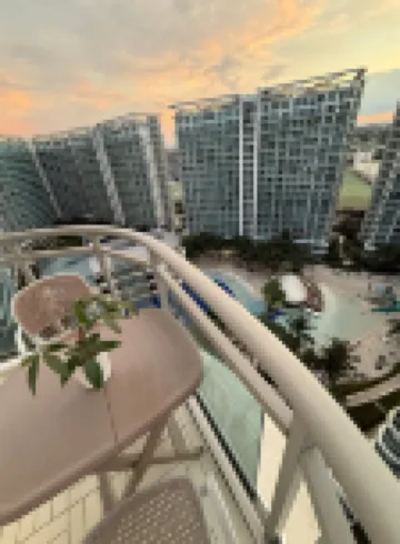 Luxury 2BR Deluxe Azure Resort Beachview Suite with Bathtub & Smart toilet