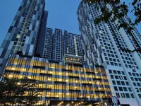 Paradigm 10min/B-25-30/Netflix/1 bedroom Hotels in Tebrau
