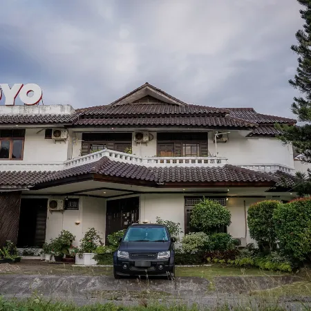Hotel O near Pantai Padang formerly Boutique Hotel Mayang Syariah