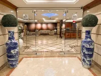Elite Jonrad Hotel - 3-Star