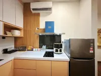 K Avenue Sunset Seaview, KK Airport View - Free Parking