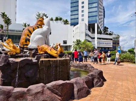 Riverine Diamond Studio RDA09 Отели рядом с достопримечательностью «New Sarawak State Legislative Assembly Bldg»