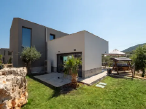 Notos Club - 14 Premium Villas with Openair Restaurant&Tennis Court in Nature