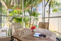Beach Living at Island Pine Villas BLJ