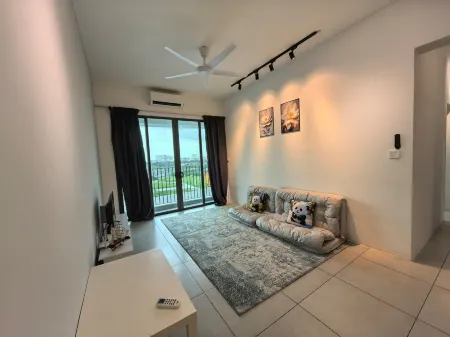 Family Comfy Deluxe Homestay Отели рядом с достопримечательностью «Chai Leng Park Aquarium»