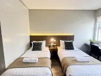 Mango Suites Angeles Hotels near Clark Museum