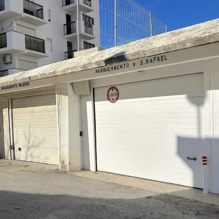 BnB Homes vibrant Ocean View terraced apartment