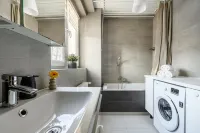 Lumina airy apartment with balcony