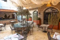 Atrium Suites Hotel - breakfast