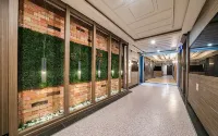 Hwaseong World Tourist Hotel - parking