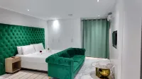 Malrose guesthouse Tours And safaris Windhoek Namibia Airport Shuttle services available