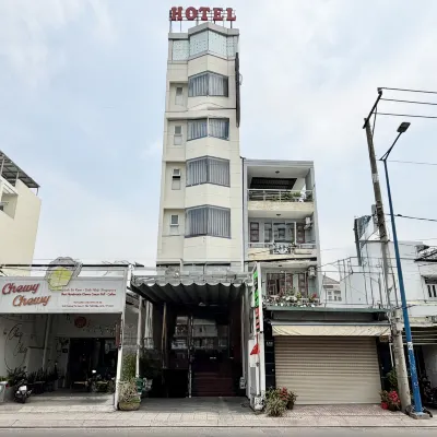 마이 탄 호텔 디스트릭트 12 주변 호텔