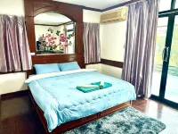 Warisa Grand 4 bedroom villa - Villas