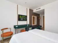 B&B HOTEL Ascoli Piceno - موقف سيارات