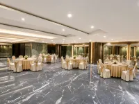 Hotel Aston Residency