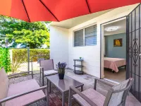 Aloha Comfort Stay One Bedroom/Patio Hotels near Western Honolulu