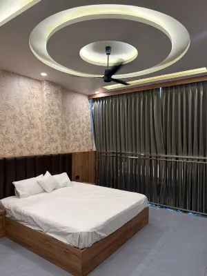 Hotel RK Gharana Inn - Wifi