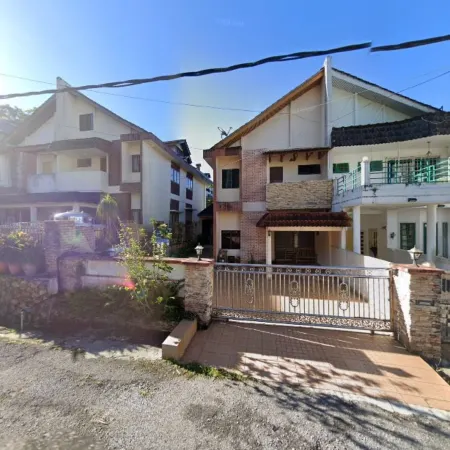 Brinchang Town Semi-D Villa 4 Bedroom by Amy Cozy