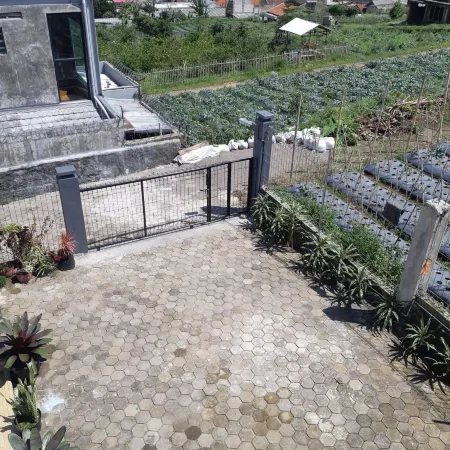 Villa Tangkuban Foothills Lembang - 5 Bedrooms - Private