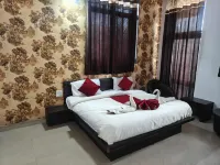 Hotel Shaktideep - Hot Tub