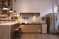 Dumbo Hostel Hualien - Bãi đậu xe