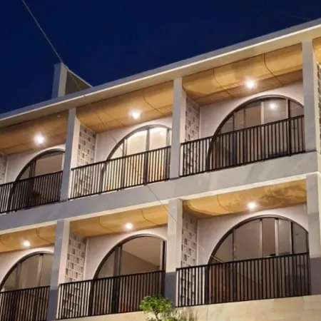 Suites5 Hotel