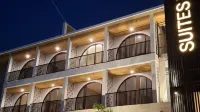 Suites5 Hotel Hotels in Uluwatu