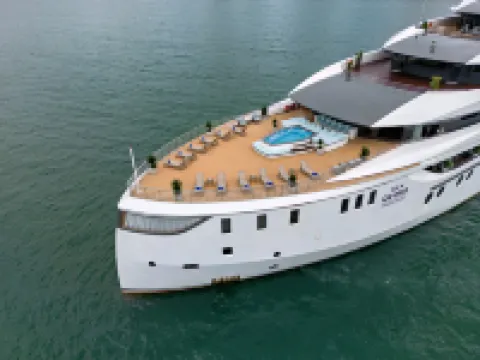 Grand Pioneers Halong Bay Cruise 2 Hotels in Ha Long City