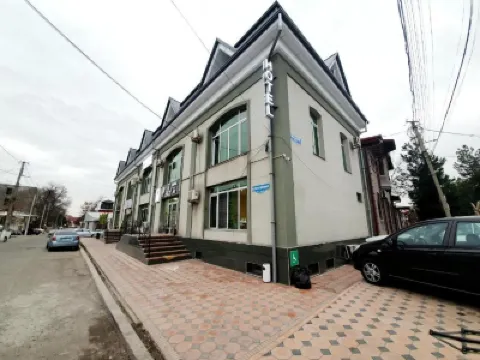 Shosh Boutique Hotel Hoteles cerca de Catedral de la Asunción de la Virgen