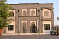 The Dollar Hotel & Resort Hotels in 