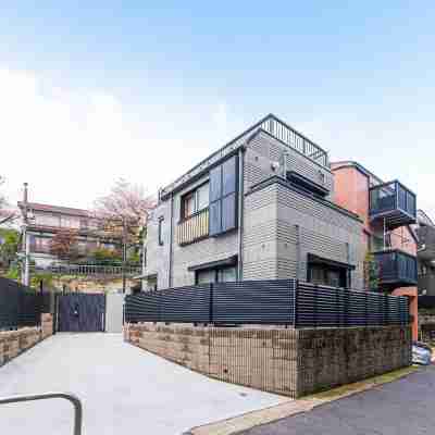 Poka Villa Aoyama Hotel Exterior
