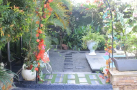 Hide Out Lake Villa Uganda