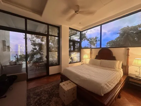 The French Villa-Santander Cebu