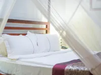 Kambiri Beach Resort Hotels in Salima