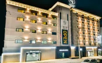 Cheonan CS Plaza Hotel