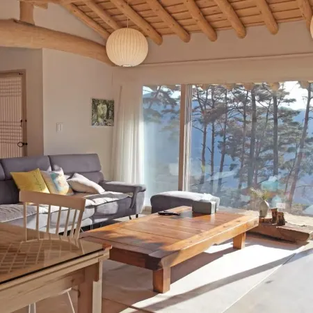 Milyang Todam Hanok