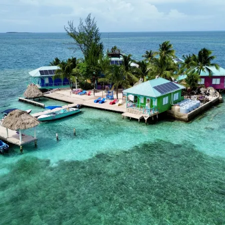 King Leweys Island Resort