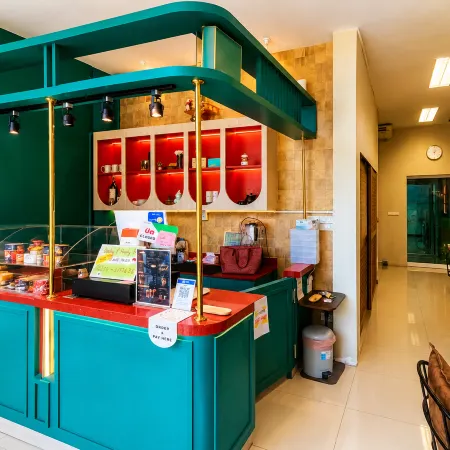 Wisdom Muangthong Hostel