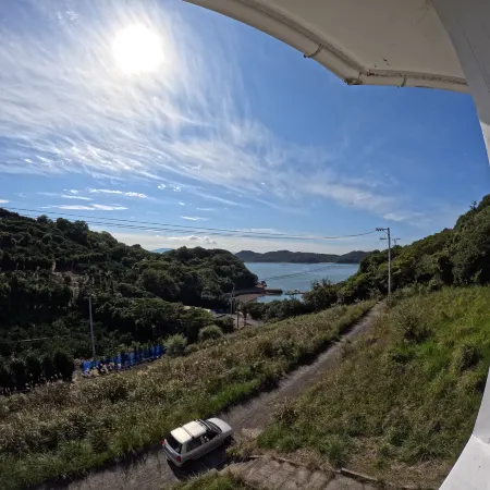 Ultra Private Off Grid Island Villa Near the Beach Mandarin Farm Setting Отели в г. Бидзен