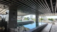 Queensland Manor Condominium Deluxe Suite
