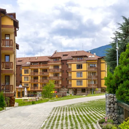 Pirin Sense Apartment Complex