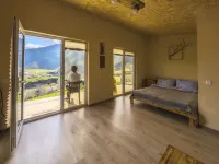 Cottages with mountain and canyon view - Homestays